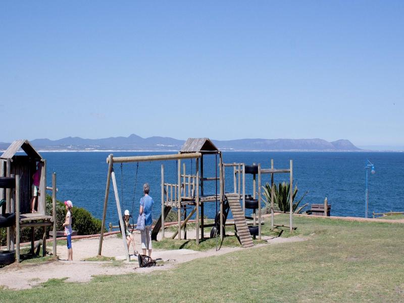 Hermanus Apartments image