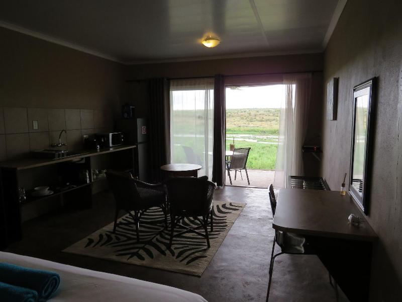 Crocodile Bridge Safari Lodge image