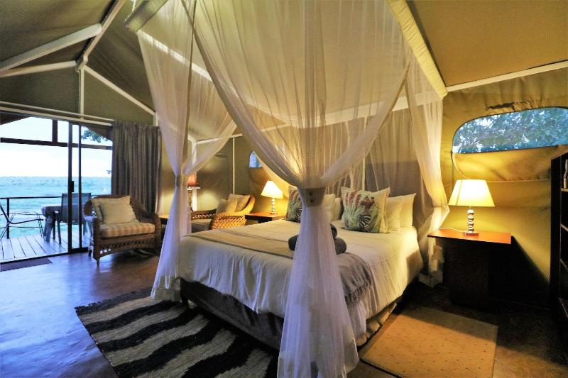 Crocodile Bridge Safari Lodge image