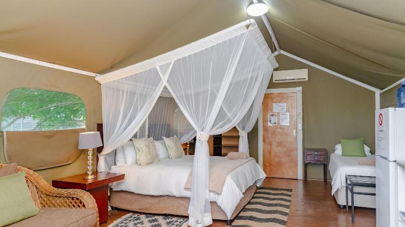 Crocodile Bridge Safari Lodge image