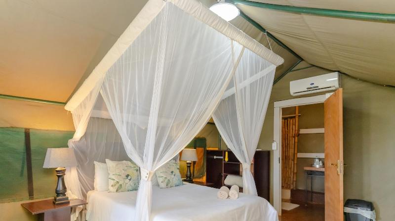 Crocodile Bridge Safari Lodge image