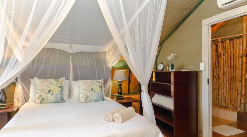Crocodile Bridge Safari Lodge image