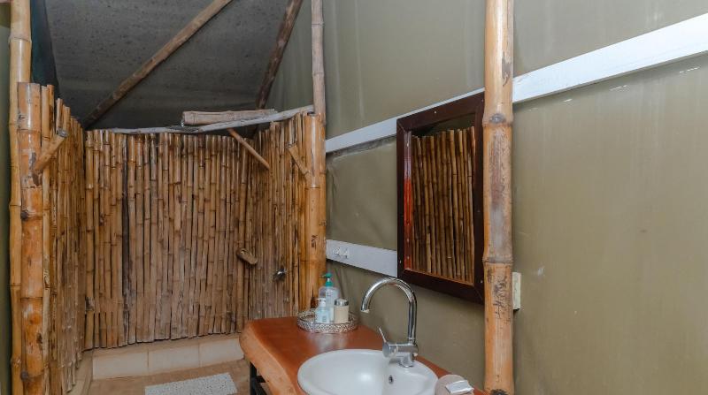 Crocodile Bridge Safari Lodge image