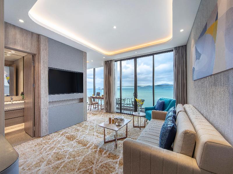 voco Scenia Bay Nha Trang image
