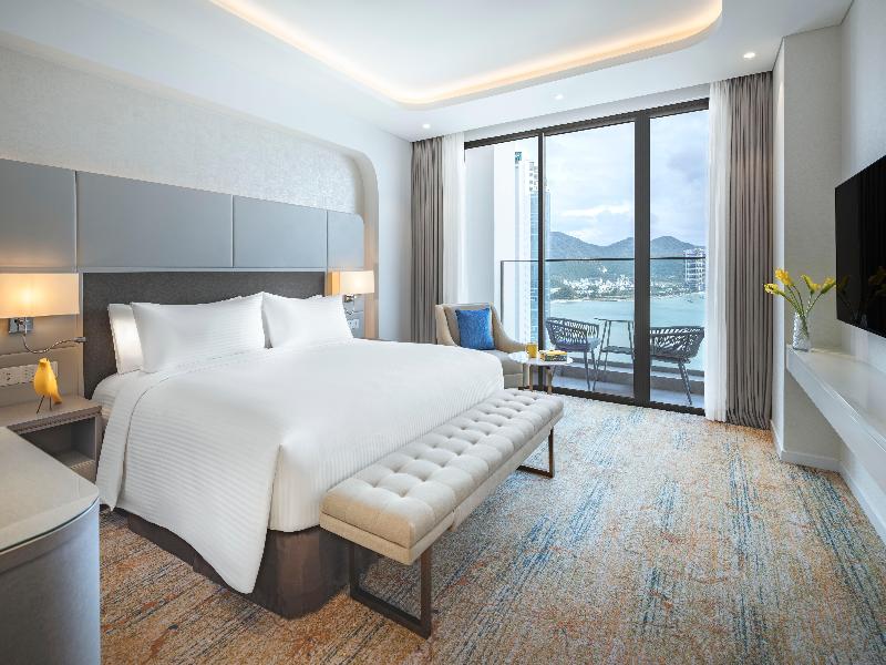 voco Scenia Bay Nha Trang image