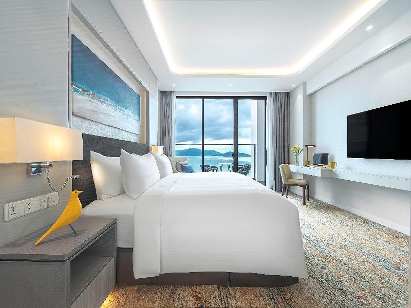 voco Scenia Bay Nha Trang image