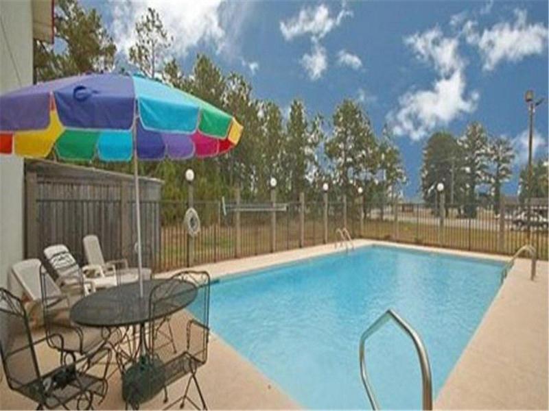 Country Hearth Inn And Suites Dawson image 5