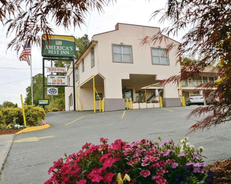 America'S Best Inn - Calhoun — main photo