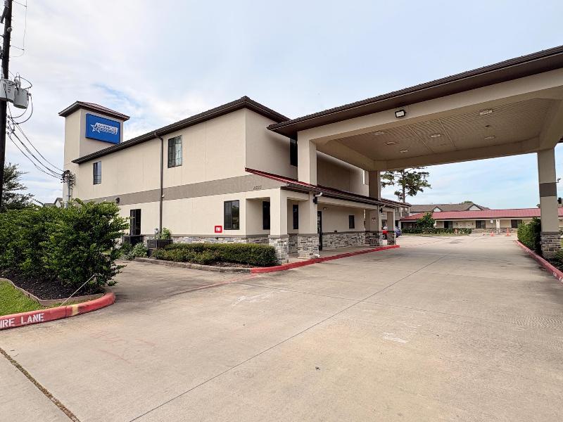Americas Best Value Inn Houston Veterans Memorial image