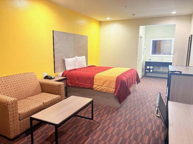 Americas Best Value Inn Houston Veterans Memorial image