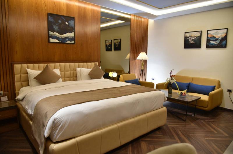 Ramada Encore By Wyndham Statue Of Unity image