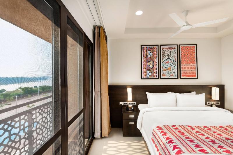 Ramada Encore By Wyndham Statue Of Unity image