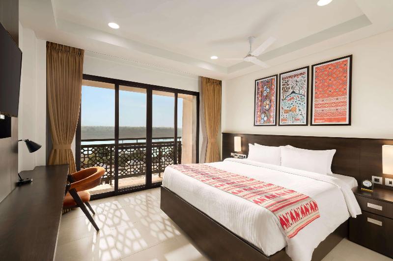 Ramada Encore By Wyndham Statue Of Unity image
