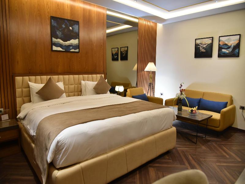 Ramada Encore By Wyndham Statue Of Unity image