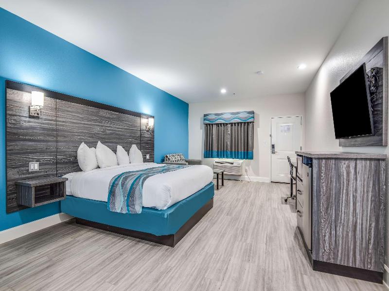 Americas Best Value Inn & Suites Houston at Hwy 6 image