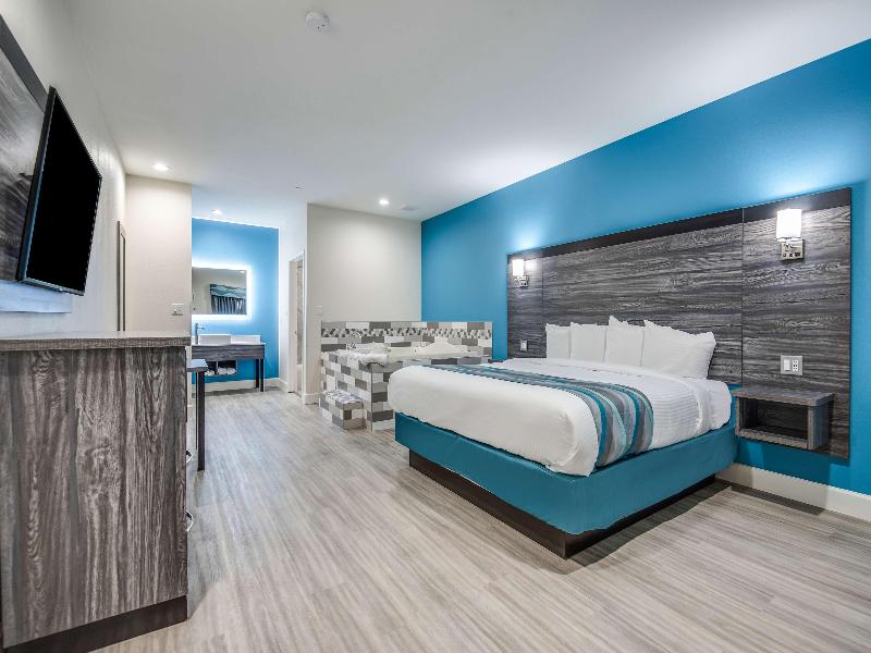 Americas Best Value Inn & Suites Houston at Hwy 6 image
