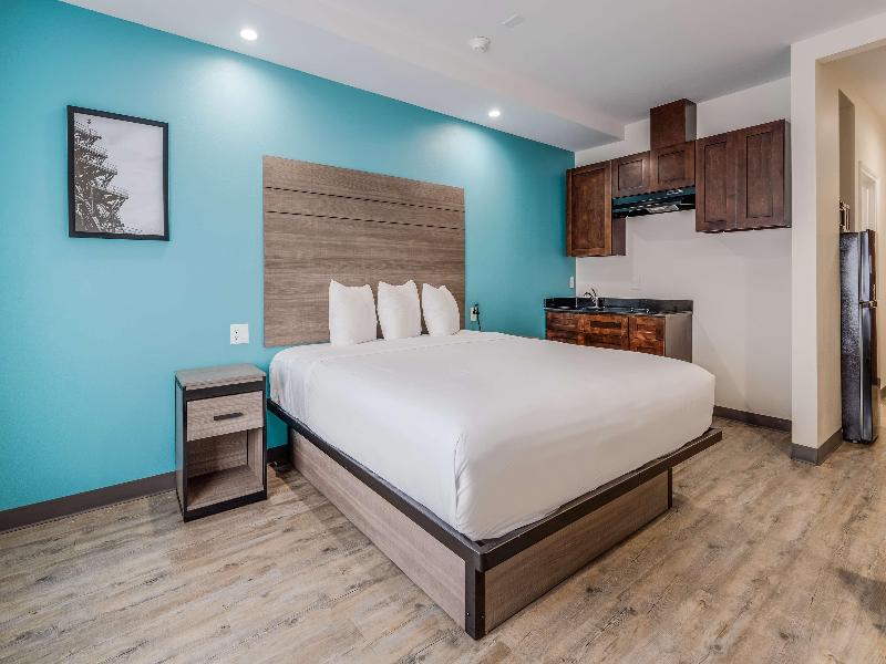 Americas Best Value Inn & Suites Katy image
