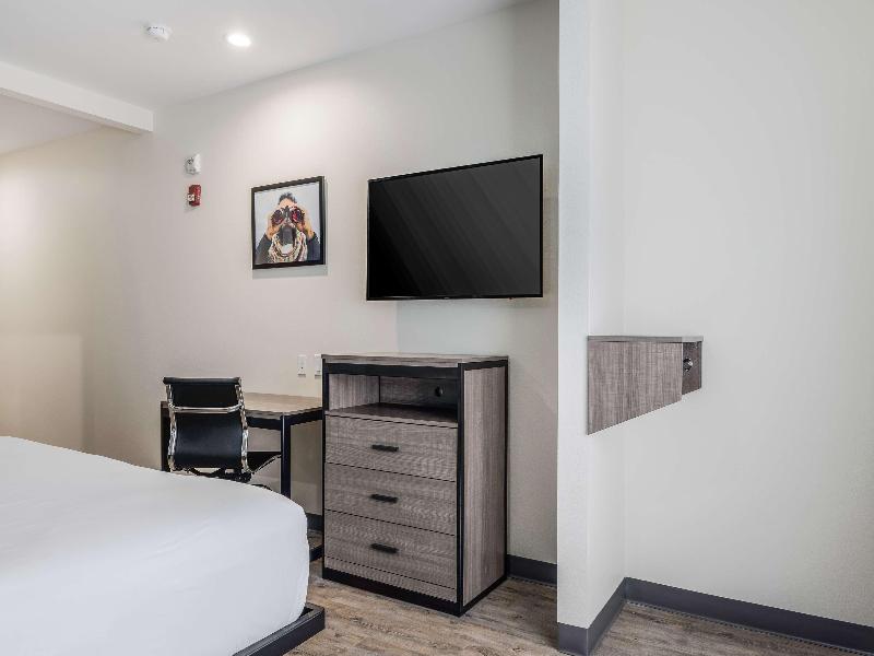 Americas Best Value Inn & Suites Katy image