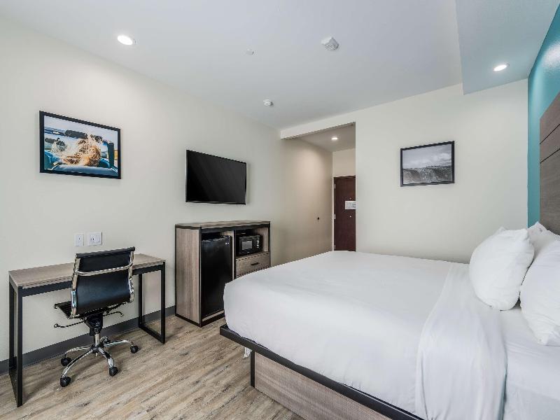 Americas Best Value Inn & Suites Katy image