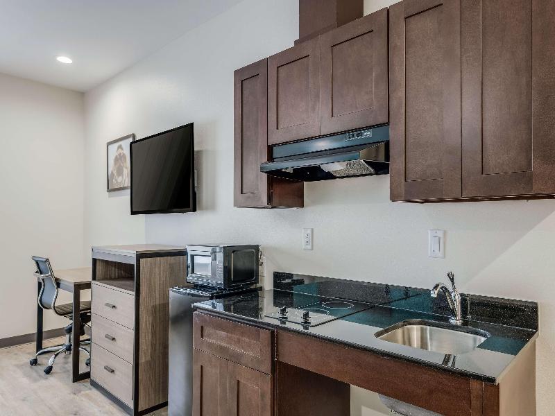 Americas Best Value Inn & Suites Katy image
