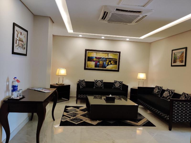 Ramada By Wyndham Lahore Gulberg II image