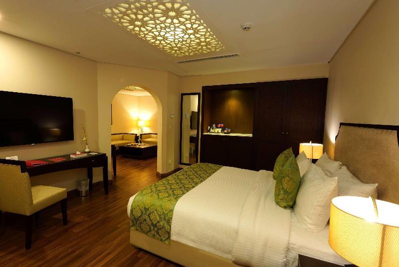 Ramada By Wyndham Lahore Gulberg II image