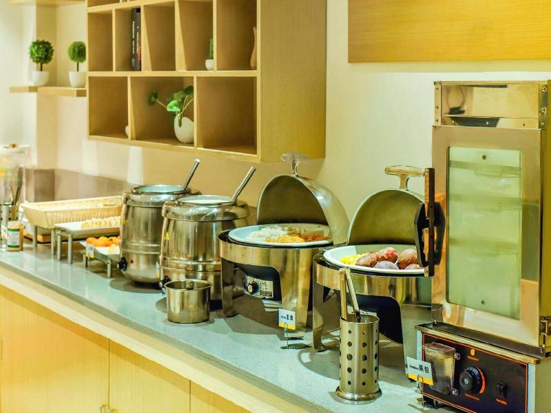 City Comfort Inn Zhanjiang Leizhou Xihu Avenue