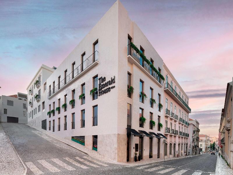 The Emerald House Lisbon, Curio Collection by Hilt image