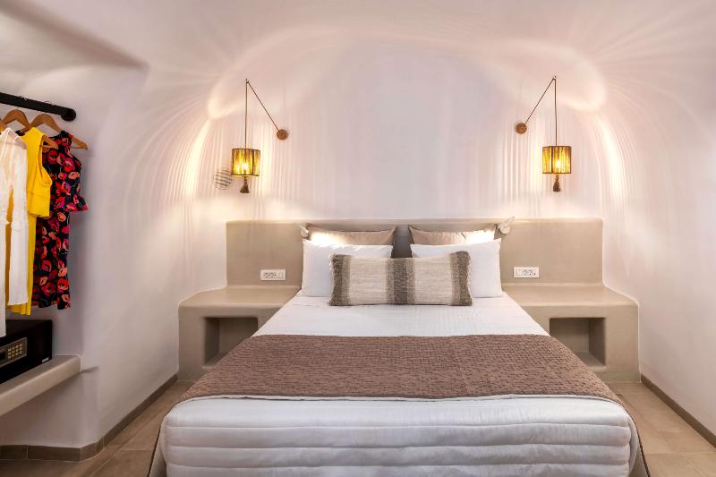 Hill Suites Santorini