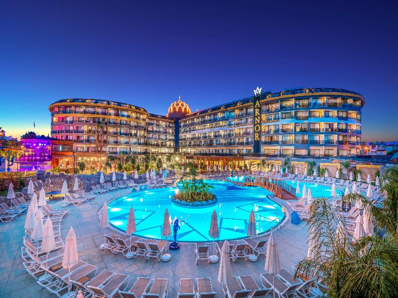 Arnor De Luxe Hotel & Spa image