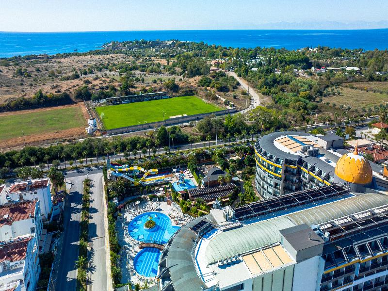 Arnor De Luxe Hotel & Spa image