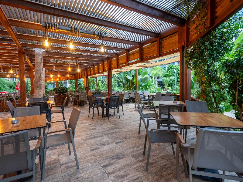 Arnor De Luxe Hotel & Spa image