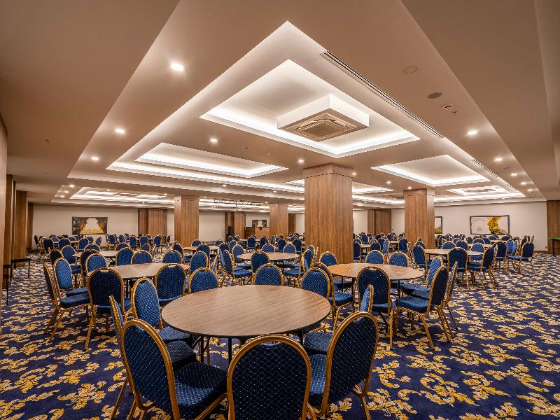 Arnor De Luxe Hotel & Spa image