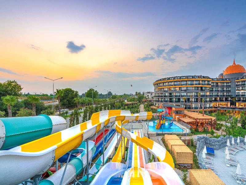 Arnor De Luxe Hotel & Spa image