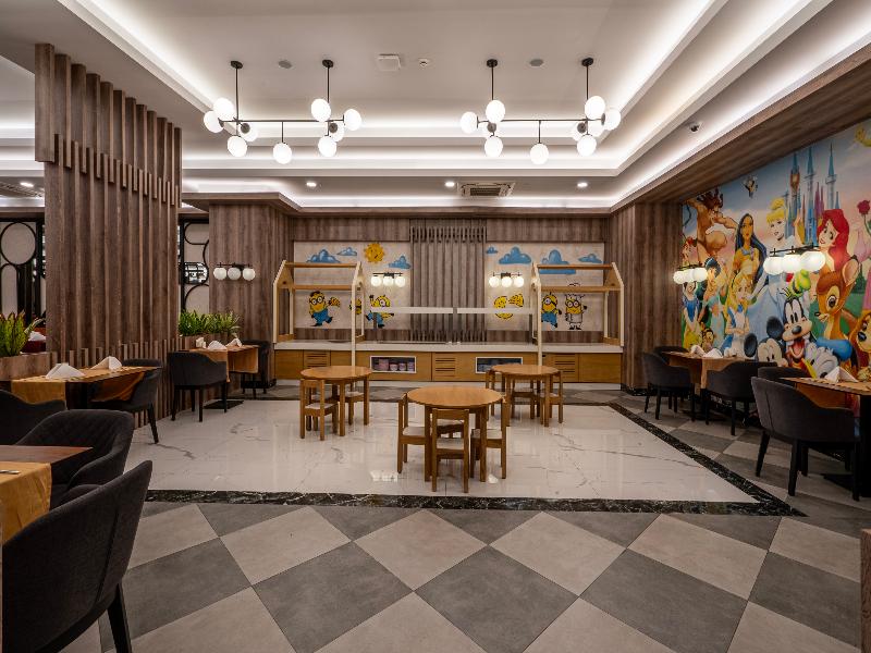 Arnor De Luxe Hotel & Spa image