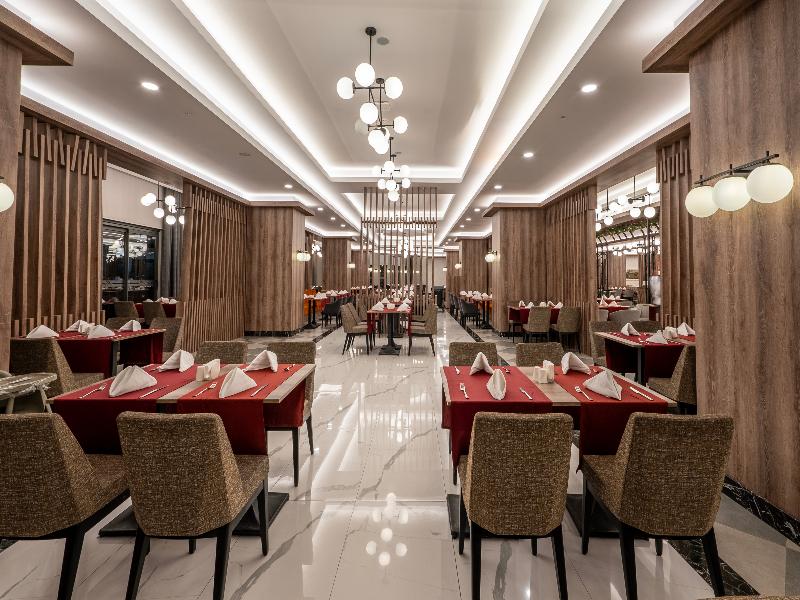 Arnor De Luxe Hotel & Spa image