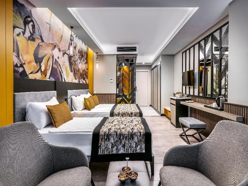 Arnor De Luxe Hotel & Spa image