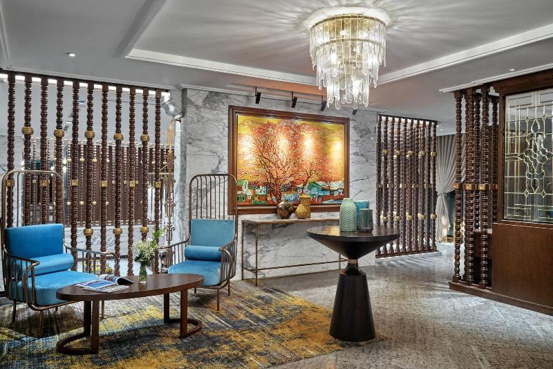 Peridot Grand Hotel And Spa By Aira image