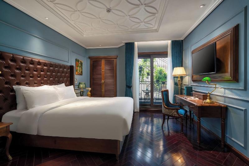 Peridot Grand Hotel And Spa By Aira image