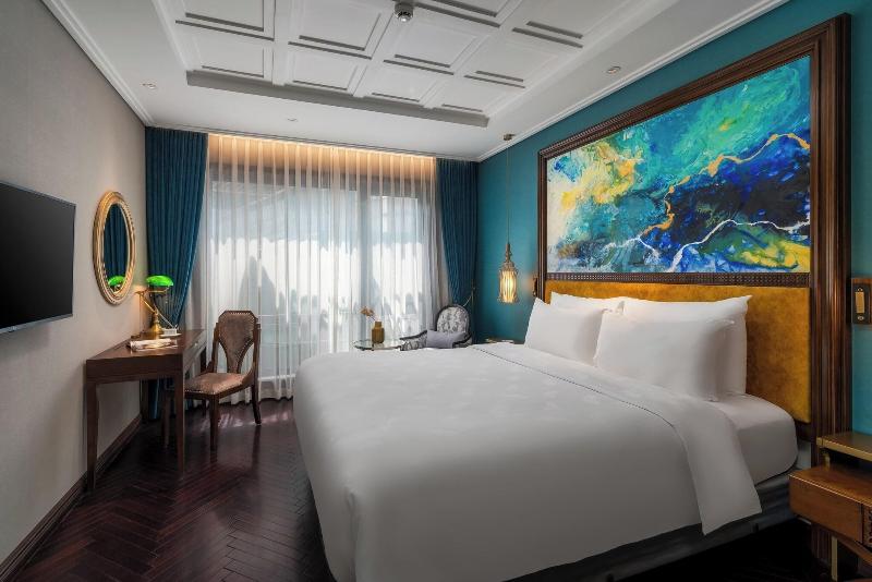 Peridot Grand Hotel And Spa By Aira image