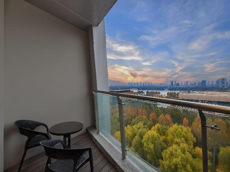 Holiday Inn Express Jining Cultural Center image