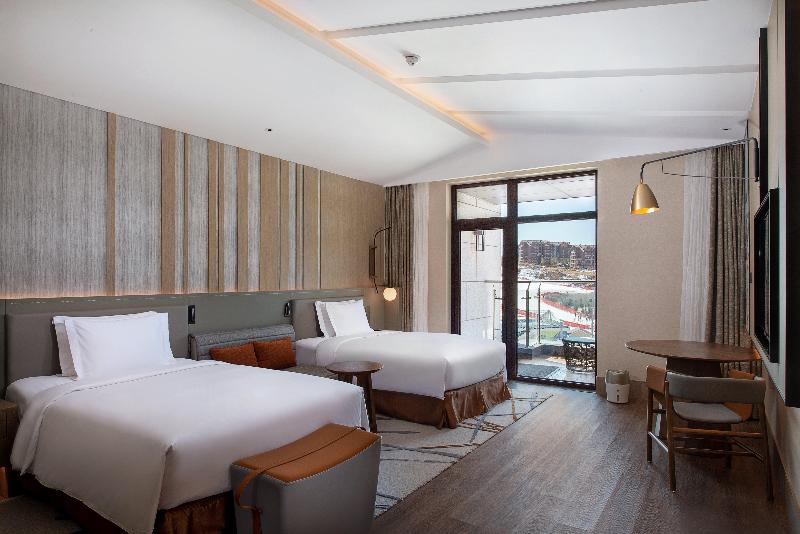 Crowne Plaza Chongli image