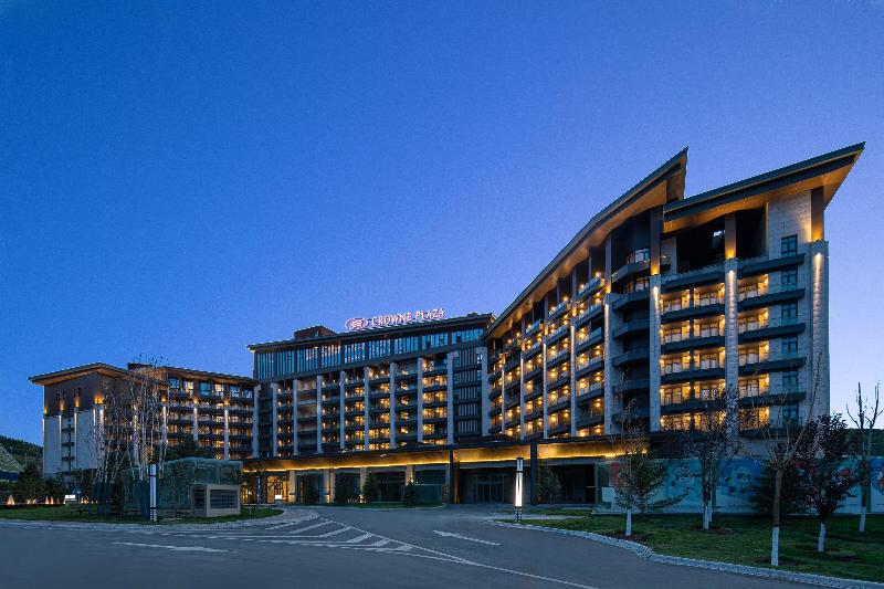 Crowne Plaza Chongli image