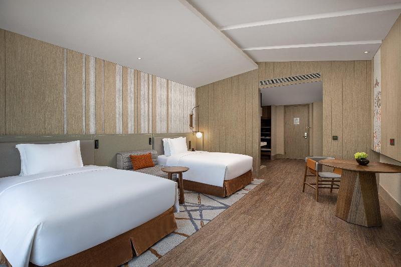Crowne Plaza Chongli image