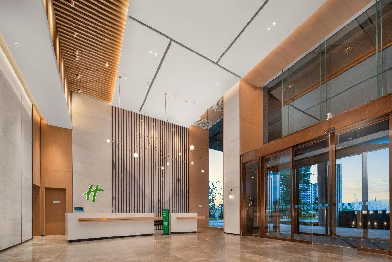 Holiday Inn Luzhou Longjian image