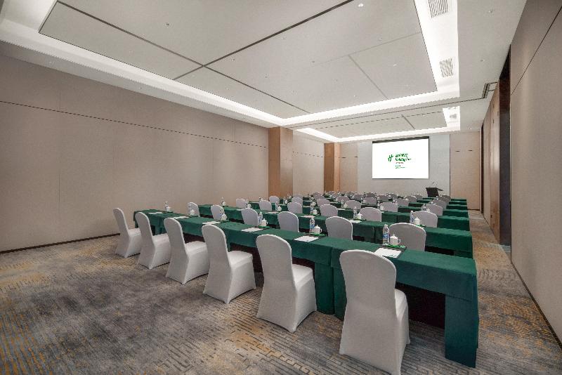 Holiday Inn Luzhou Longjian image