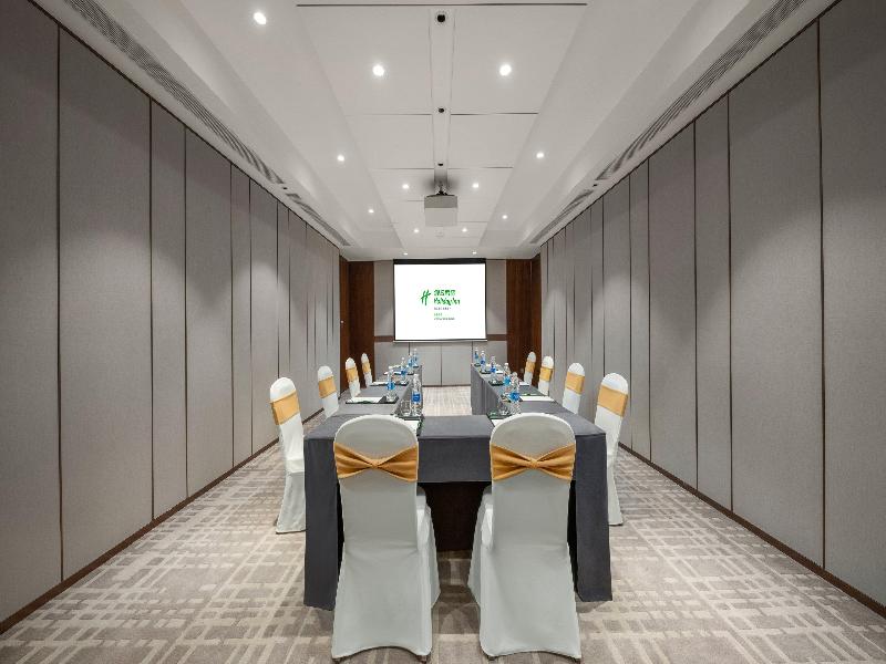 Holiday Inn Changchun Jingyue image