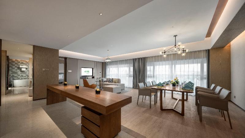 Holiday Inn Changchun Jingyue image