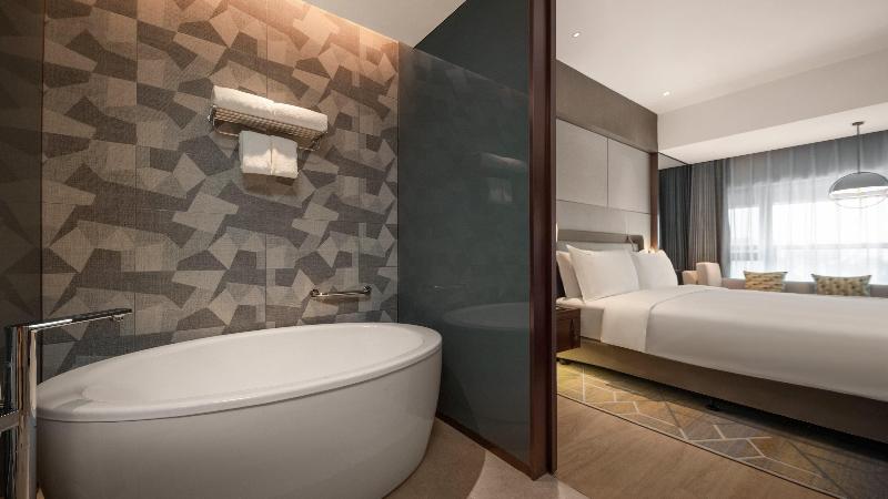 Holiday Inn Changchun Jingyue image