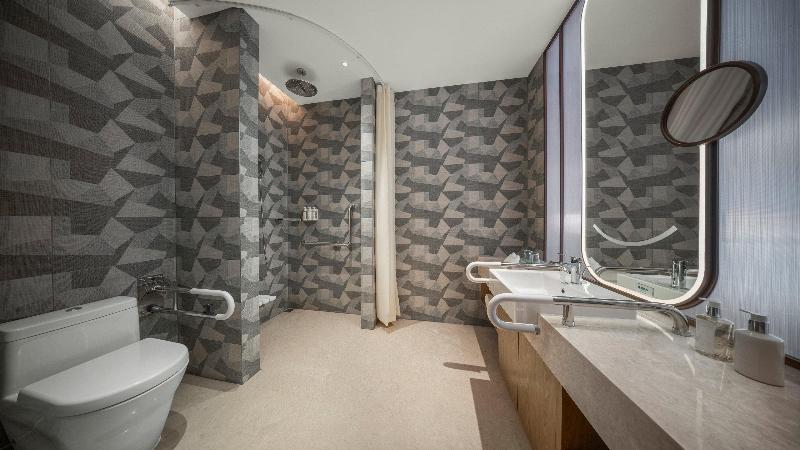 Holiday Inn Changchun Jingyue image